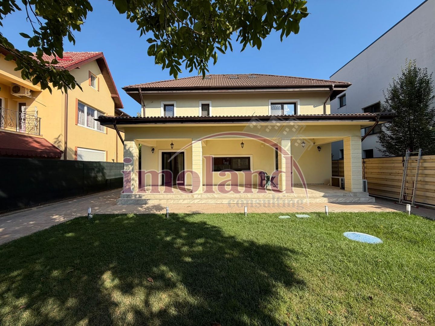 Vila | curte proprie | inchiriere | Erou Iancu Nicolae-Pipera - Poză 1