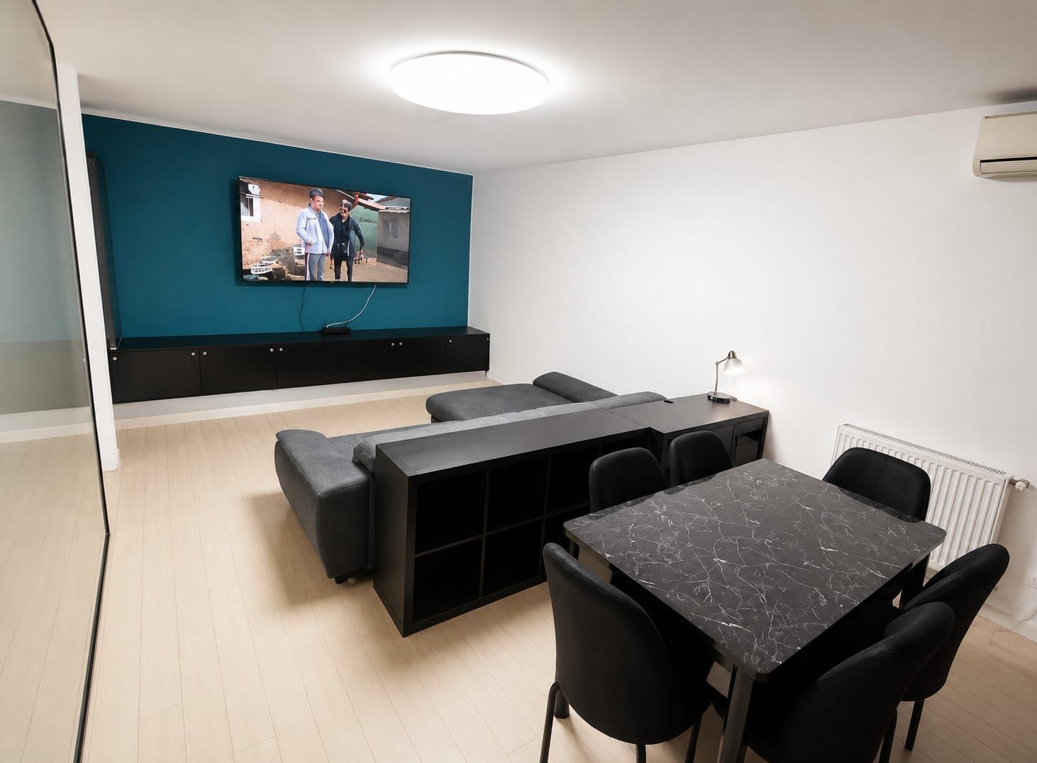 Apartament 2 camere | 18 min metrou Valea Ialomitei | Centrala Bloc | Parcare - Poză 3