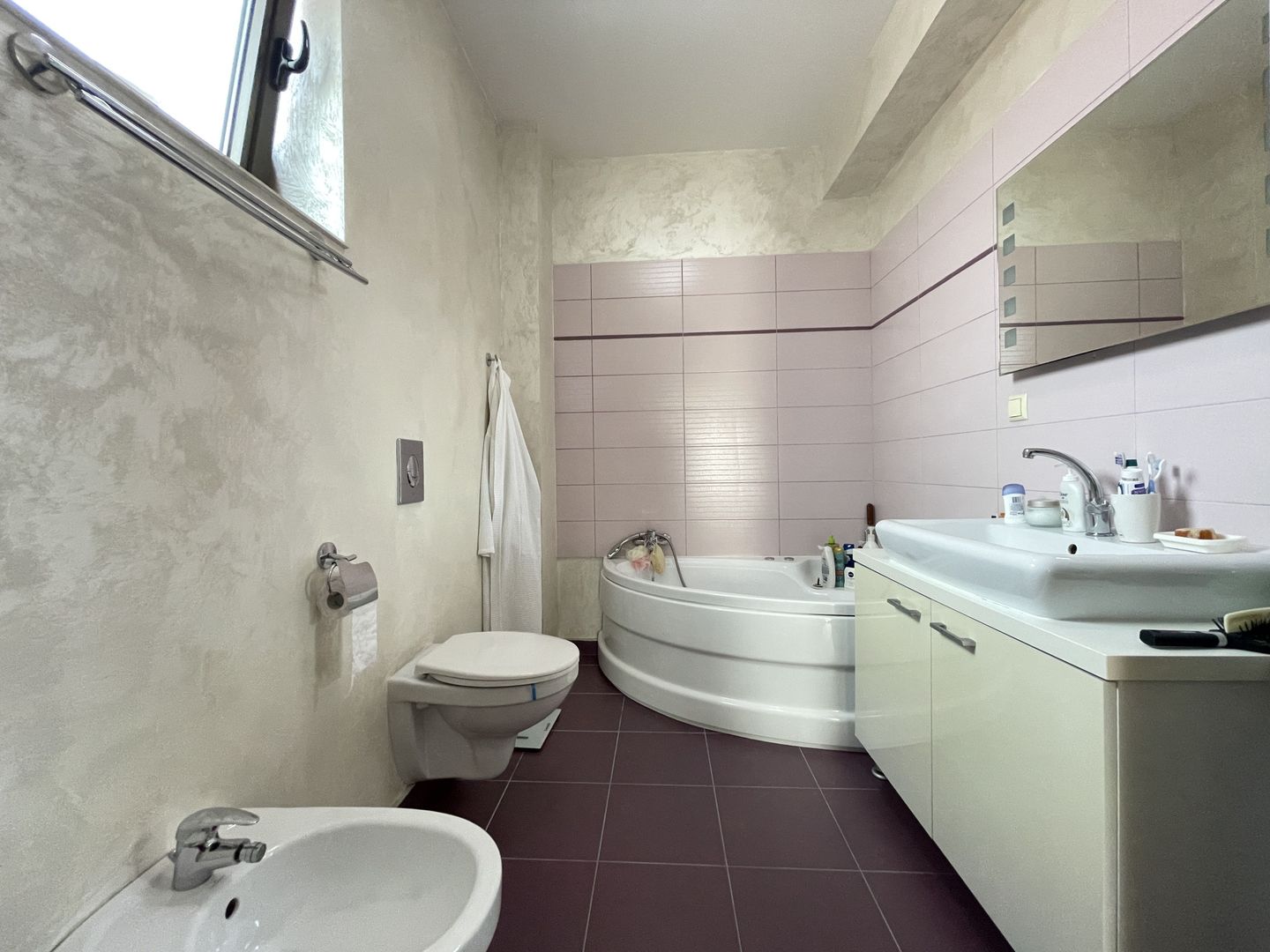 ANDRONACHE - Mentiunii | 3 camere 120mp + terasa 110mp bloc 2009 - Poză 23