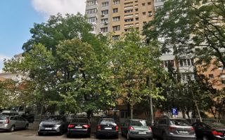 3 camere decomandat la 2 minute de metrou 1 Decembrie 1918 - Poză 1