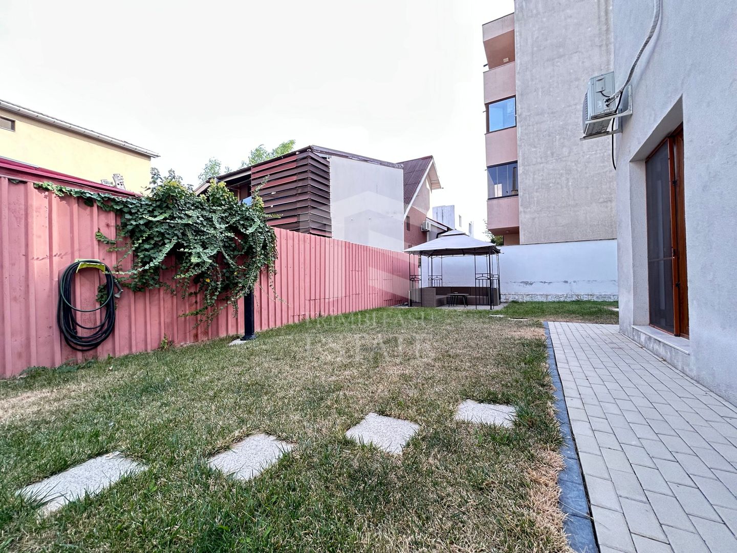 Vilă P+1 Mamaia Nord | 308 mp | 6 Camere | 6 băi | 6 locuri de parcare - Poză 30
