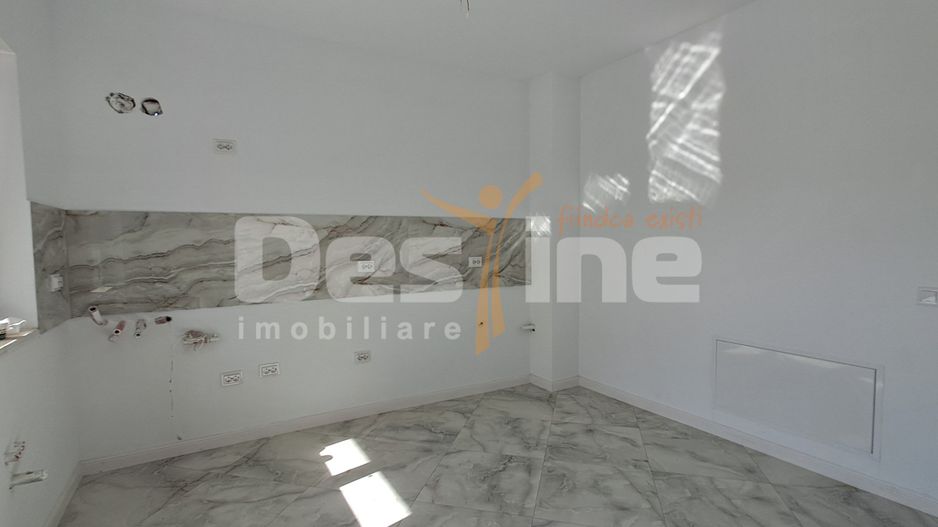 Casă individuală cu 4 camere și teren de 450 mp – Rediu - Poză 14