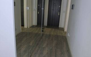 Apartament spatios renovat, Podu Iloaiei, etaj 2 - Poză 2