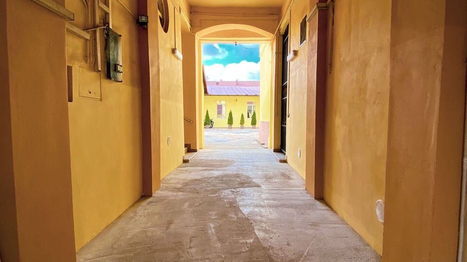 Cladire cu multiple spatii comerciale | P-ta Maria - Sinaia | 1425 MP - Poză 23