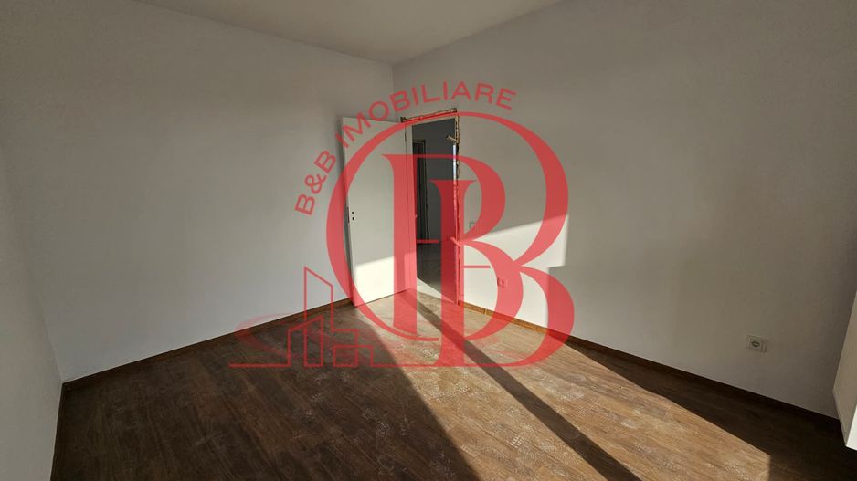 4 camere Gata de mutat -Loc de parcare bonus-Titan Pallady - Poză 5