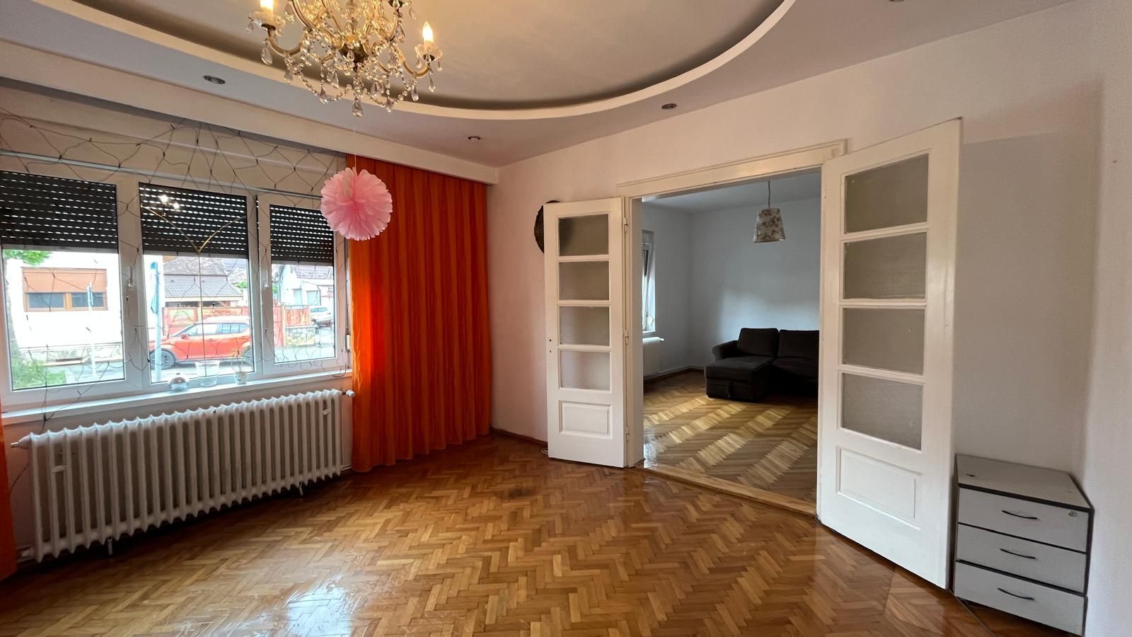 Casă individuală de închiriat – 4 camere, curte și terasă – Terezian - Poză 4