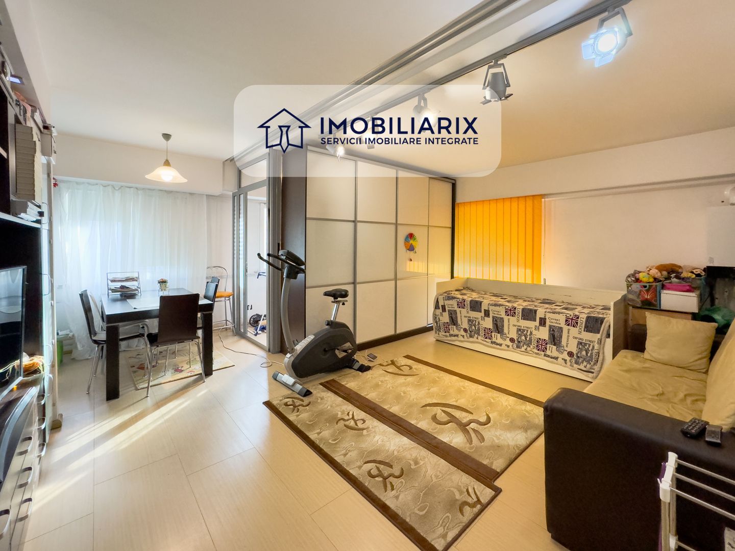 Apartament spațios și modern de vânzare – Casa de Cultură, Constanța - Poză 1