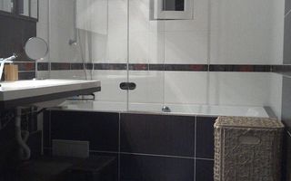 Apartament de închiriat – 3 camere, terasă panoramică, zona Grand Hote - Poză 8