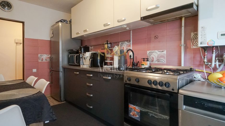 Apartament decomandat, 2 camere, balcon, parcare, Floresti, Somesului - Poză 3