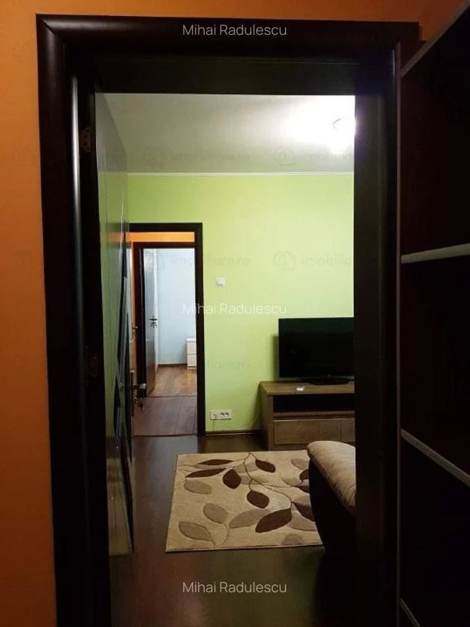 APARTAMENT MODERN 2 CAMERE GORJULUI MOBILAT & UTILAT BLOC ANVELOPAT - Poză 8