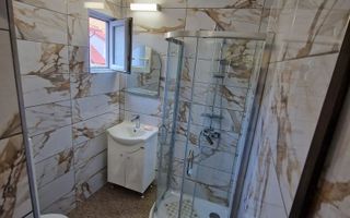 Ocazie! Pret redus! Apartament 2 camere, 80 mp, zona ultracentrală. - Poză 1