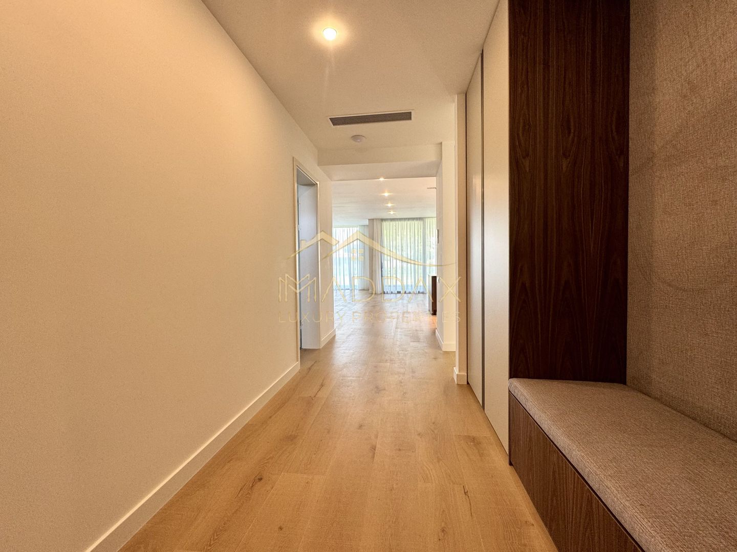 Vila Exclusivista in Mijlocul Naturii *959mp teren*/ 420mpc / Balotesti - Poză 32