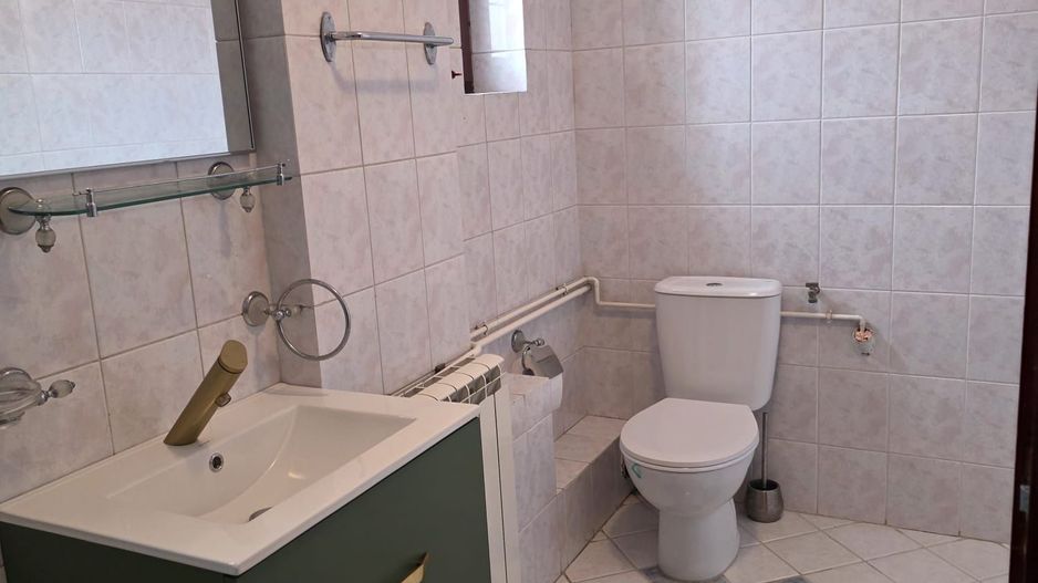 Vila de inchiriat - Poză 18