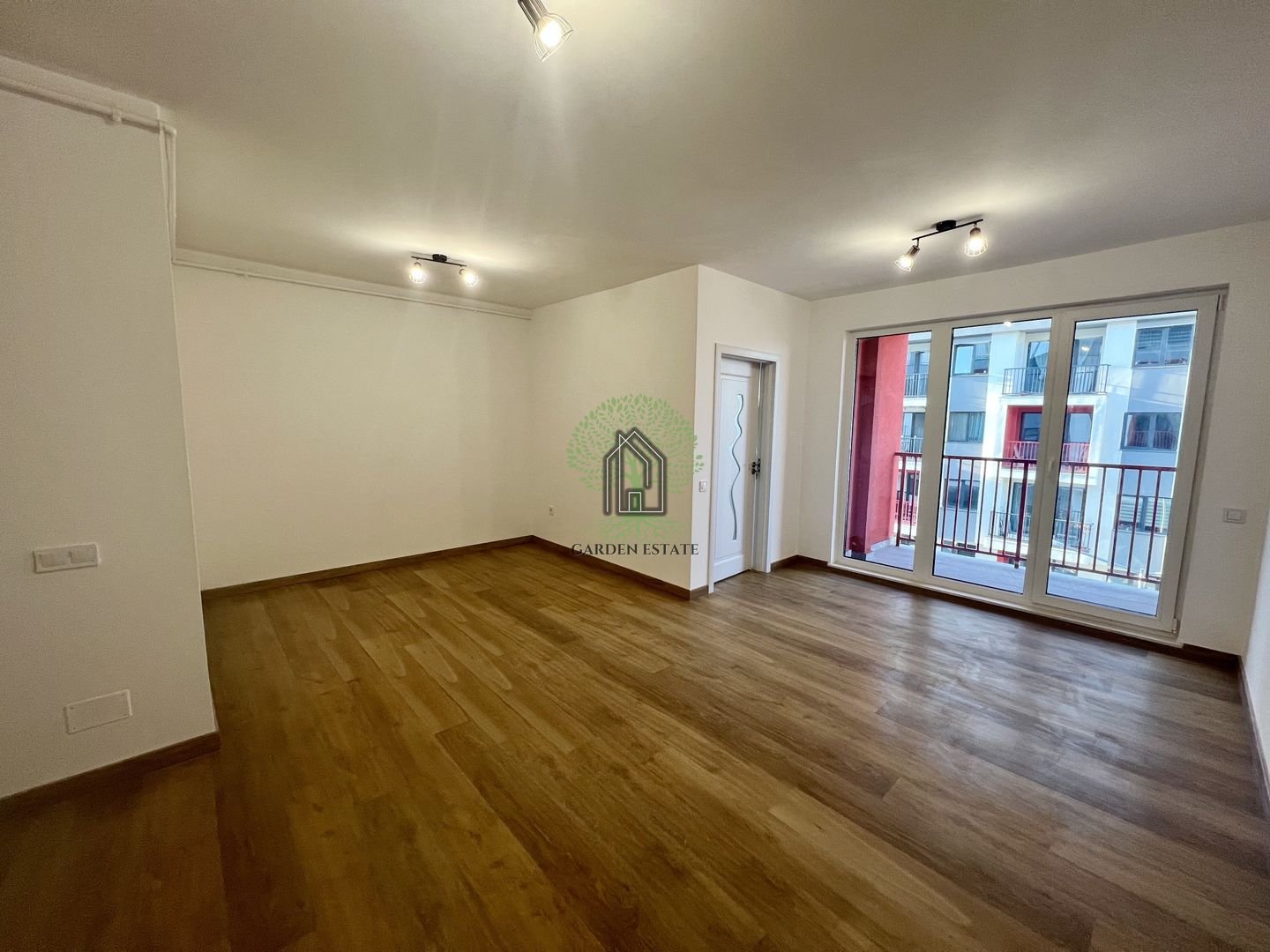 Apartament cu o camera in zona Abatorului / Parcul Poligon Floresti - Poză 1