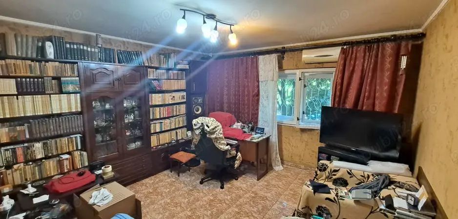 Inchiriere pe termen lung, apartament de 3 camere, et.1 metrou Brancoveanu S194 - Poză 1