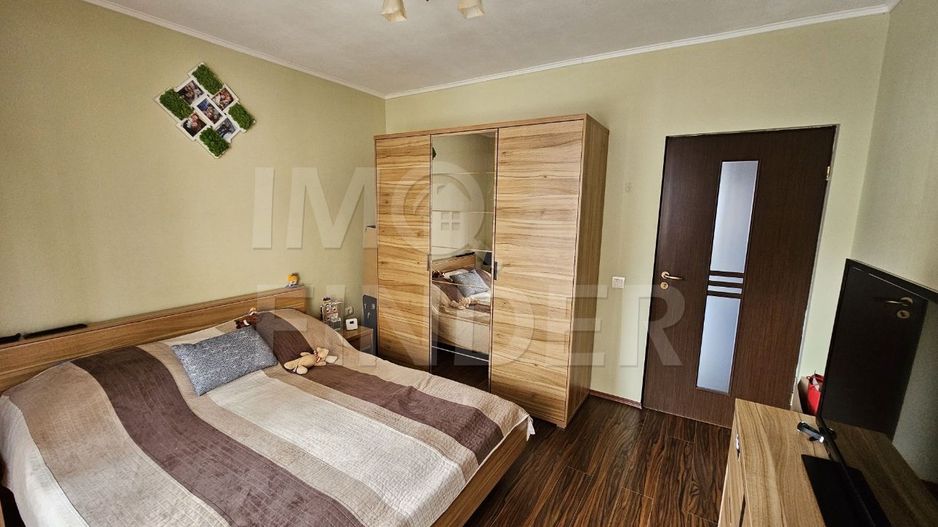 Inchiriere apartament 4 camere Buna Ziua - Poză 3