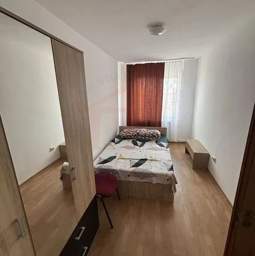 Vanzare apartament cu 3 camere, Ultracentral, pret 83.000 EURO, sup.68 - Poză 5