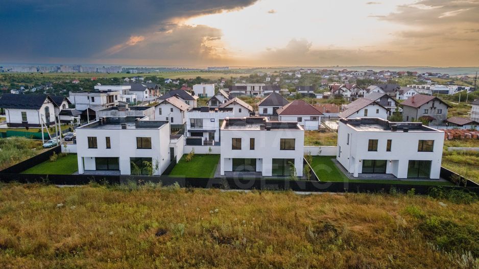 Vânzare, casă Hi-Tech, strada Sfântul Pantelimon, Tohatin - Poză 31