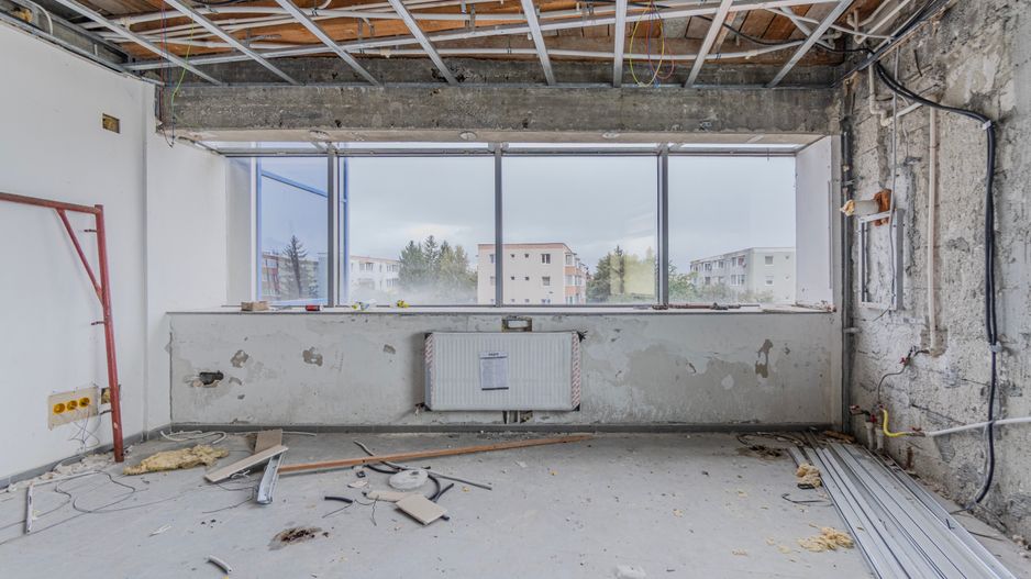 Cladire de 902 mp utili de vânzare, zona Grivitei - DN 13, COMISION 0 - Poză 73