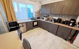 Apartament 3 camere, 2 bai, parcare, zona Metro! - Poză 5