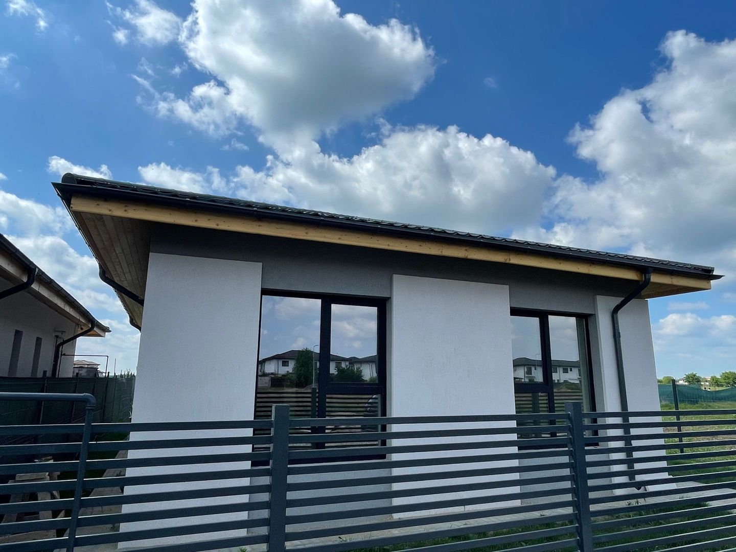 ULTIMA Casa parter Otopeni, finisaje de LUX, 0% comision - Poză 1