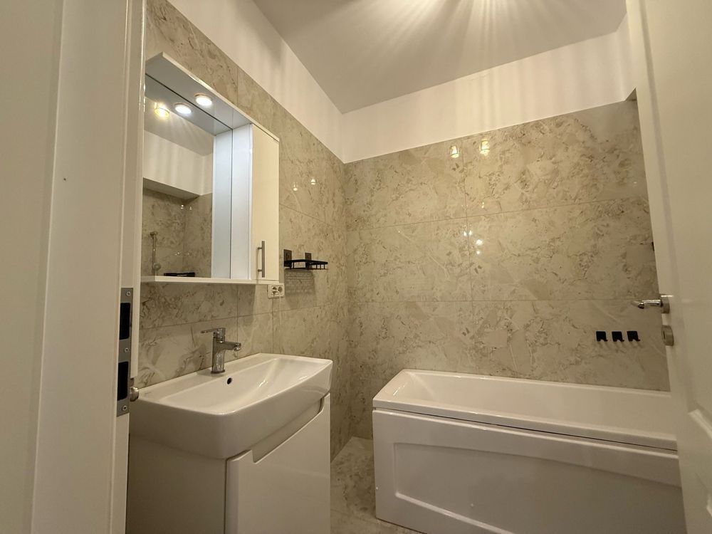 Studio Modern, Central Adress Residence, etaj 1 - Poză 6