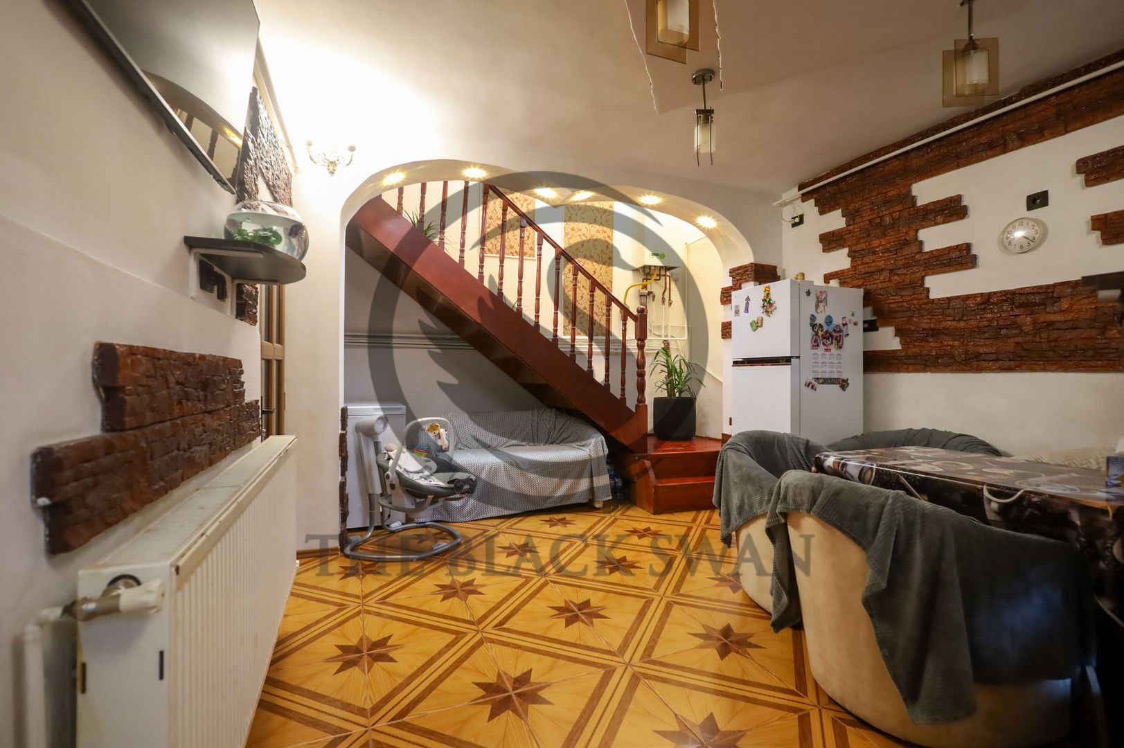 Casa 6 camere de vanzare | Salon Infrumusetare | Ploiesti, COMISION 0% - Poză 7