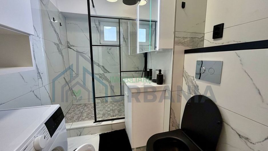 Apartament recent renovat - zona Nicolina - Poză 4