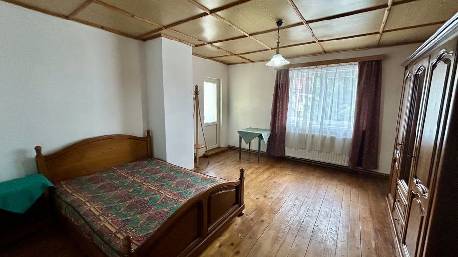 Pensiune cu potențial deosebit, vedere spectaculoasă spre Piatra Craiului - Poză 20