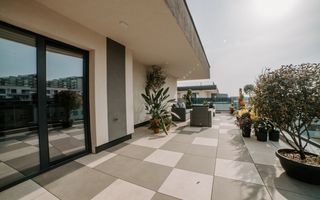 Penthouse 2 camere mobilat utilat panouri solare pompa caldura - Poză 12