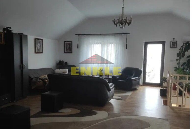 Casa + spatiu comercial, Bd.Mihai Eminescu/ la strada principala - Poză 4