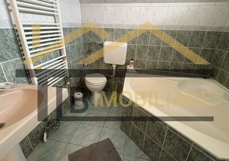 Apartament de 5 camere, 135mp, zona Petrom - Poză 7