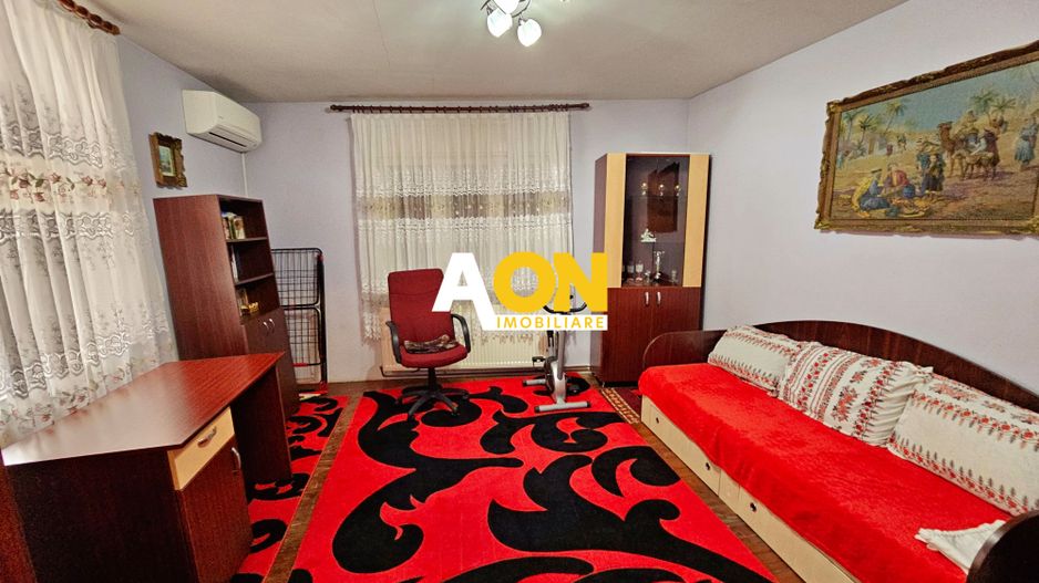 Casa 3 camere, 2 bai, mobilata, utilata, 645 mp teren, zona Lipoveni - Poză 6