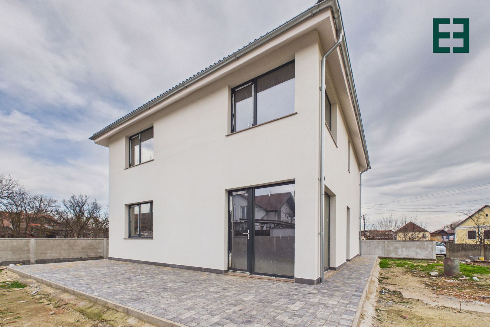 Casă nouă cu 4 camere și teren de 445 mp  - Vladimirescu - Arad - Poză 3