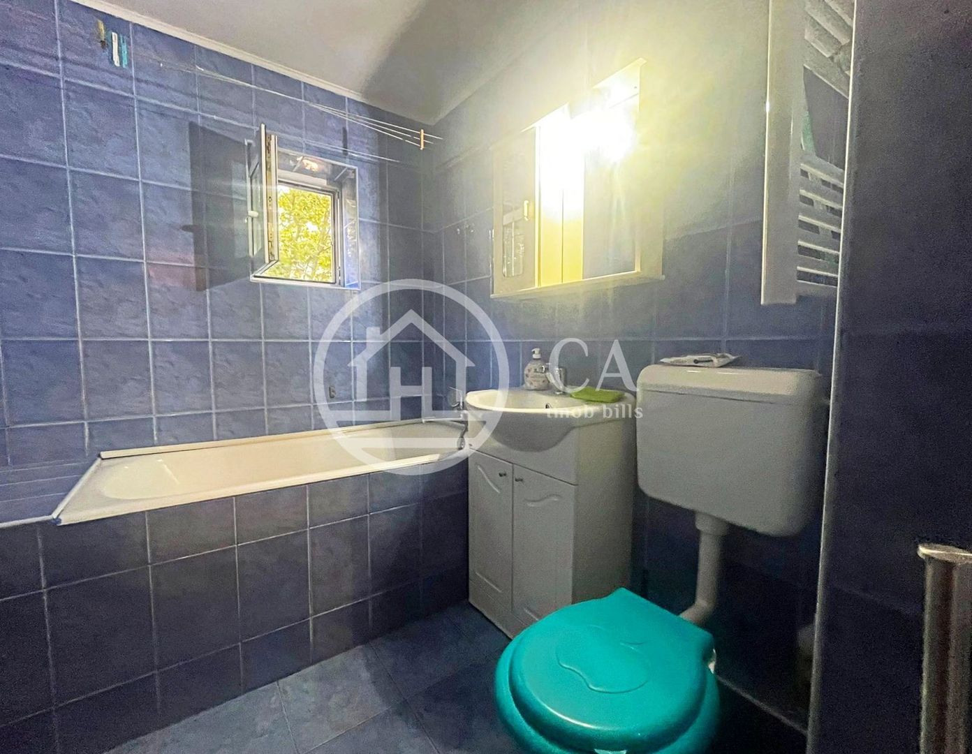 Apartament cu 3 camere de inchiriat in zona Rogerius, Oradea - Poză 9