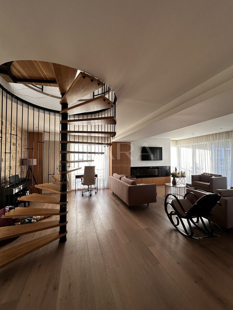 Penthouse spectaculos, 210mp utili, 260 mp terase, 2 parcari subterane - Poză 1