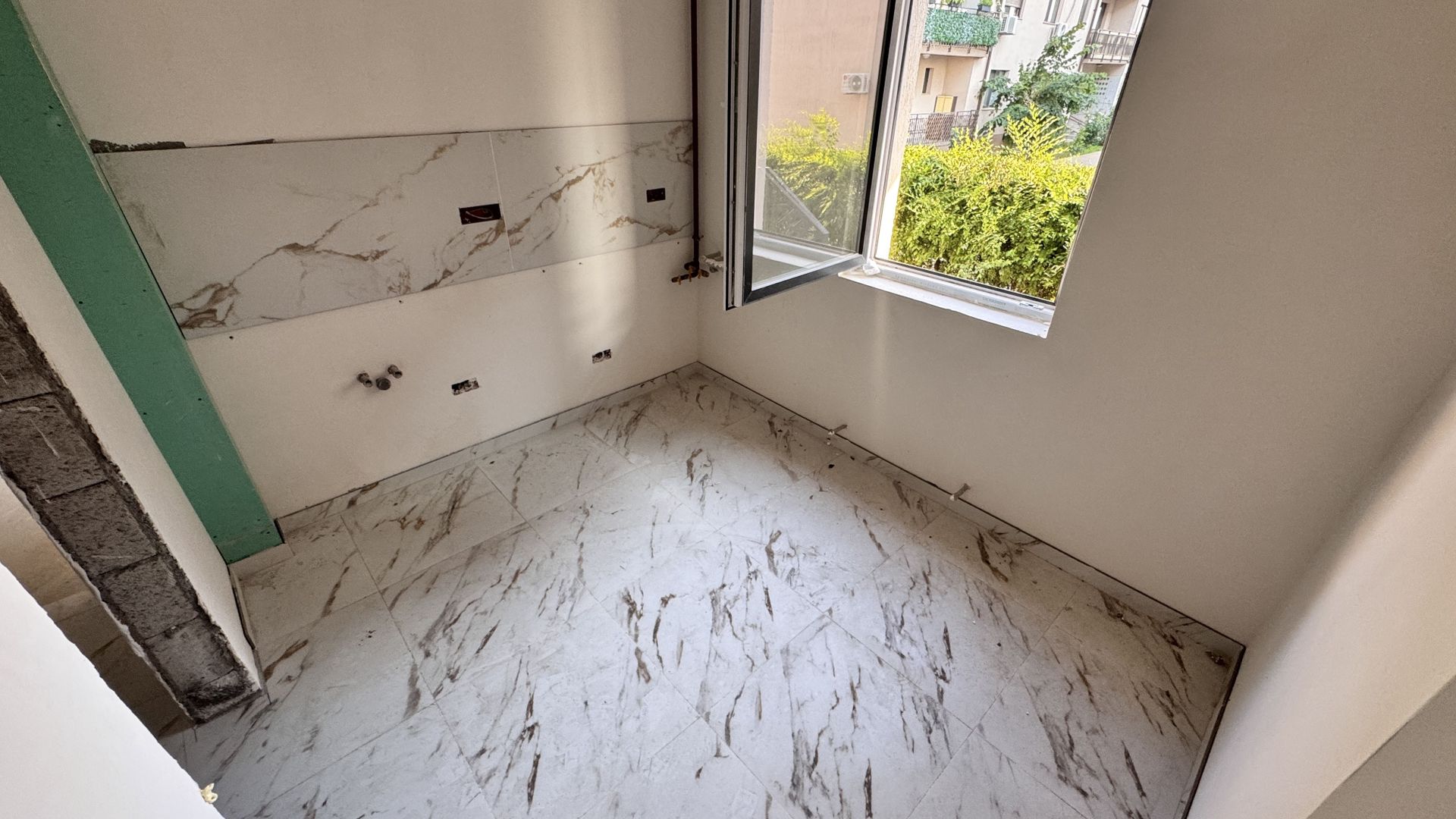 AP. 2 CAMERE - GRADINA 43MP, BUCATARIE INCHISA, STATIE STB,COMISION 0% - Poză 4