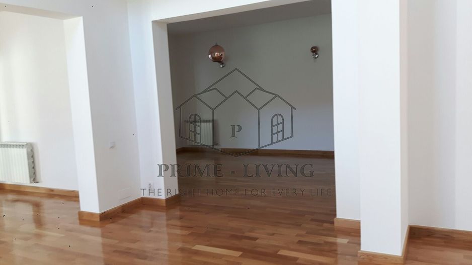 VILA SPATIOASA CU 6 CAMERE LA INCHIRIERE LANGA BRITISH SCHOOL - Poză 6