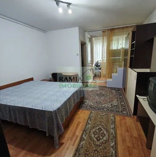 Garsonieră 30 mp, parter înalt, centrală proprie, ideală investiție - Poză 2