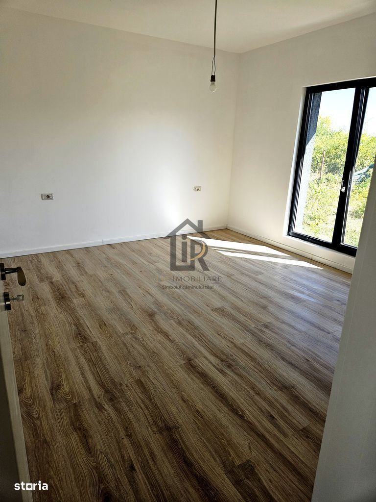 Casă individuală cu 3 camere – Vișan, Iași - Poză 11