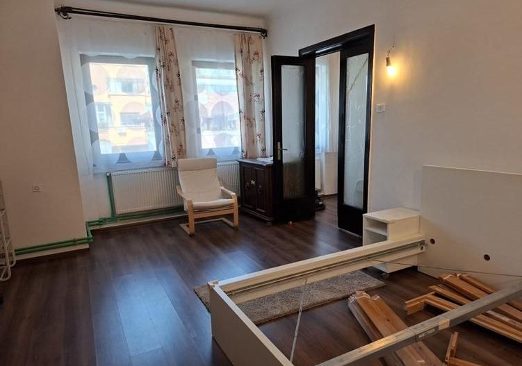 4 camere într-o vilă elegantă, retrasă și liniștită – zona Vasile Lascăr - Poză 4