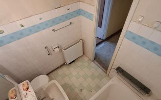 Etaj 2, Spitalul Judetean -Casa Tineretului 3 camere - Poză 16