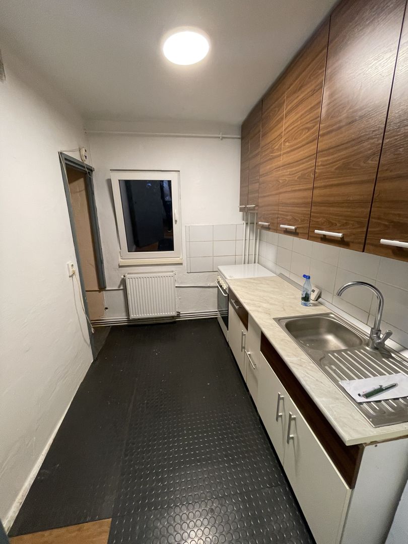 Lipovei | 2 camere | Decomandat | Centrala proprie | Boxa - Poză 3