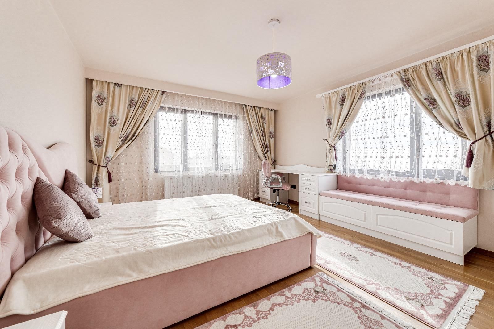 Vilă cu 7 camere de vânzare în zona Central - Poză 20