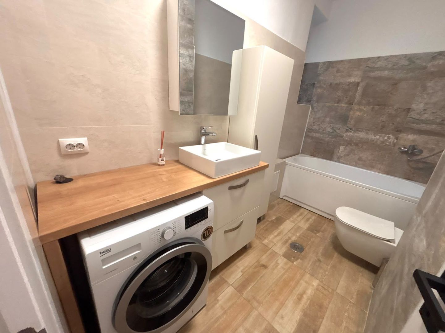 Apartament modern și elegant în zona Centrală - Poză 9