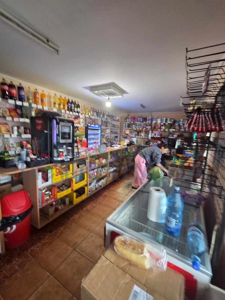 DE VAZARE - Magazin+Bar+Terasa la 3 km de Iași - Poză 4