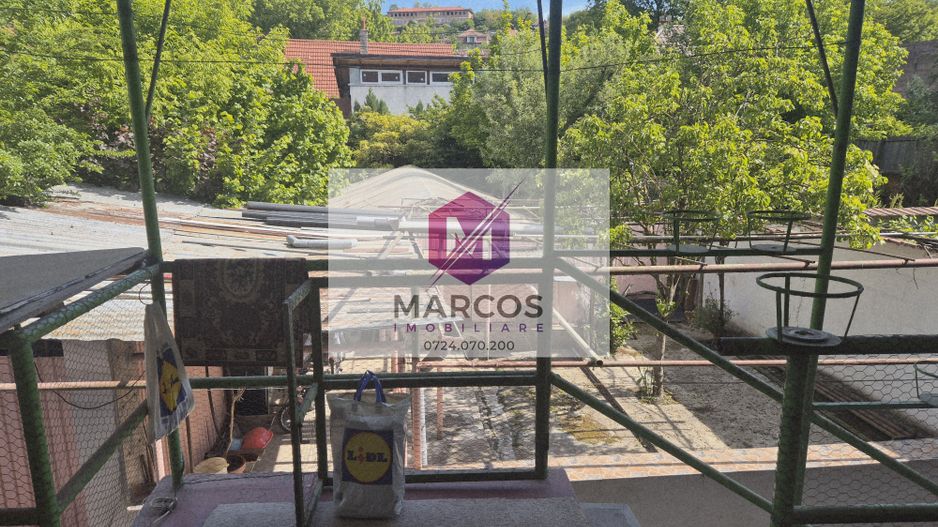 Vand casa 4 camere in Muncitoresc - Poză 10