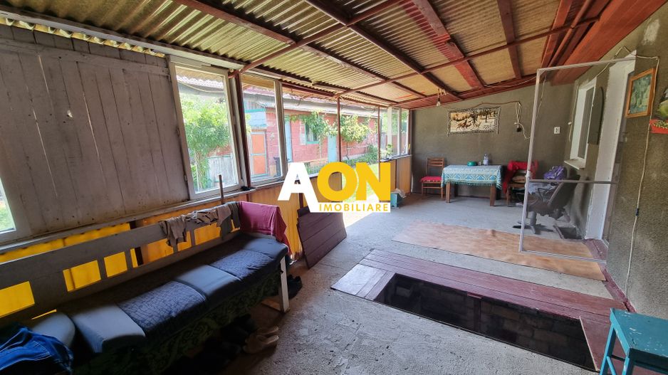 De vanzare casa 4 camere, 2150mp teren, Oarda de Sus - Poză 11