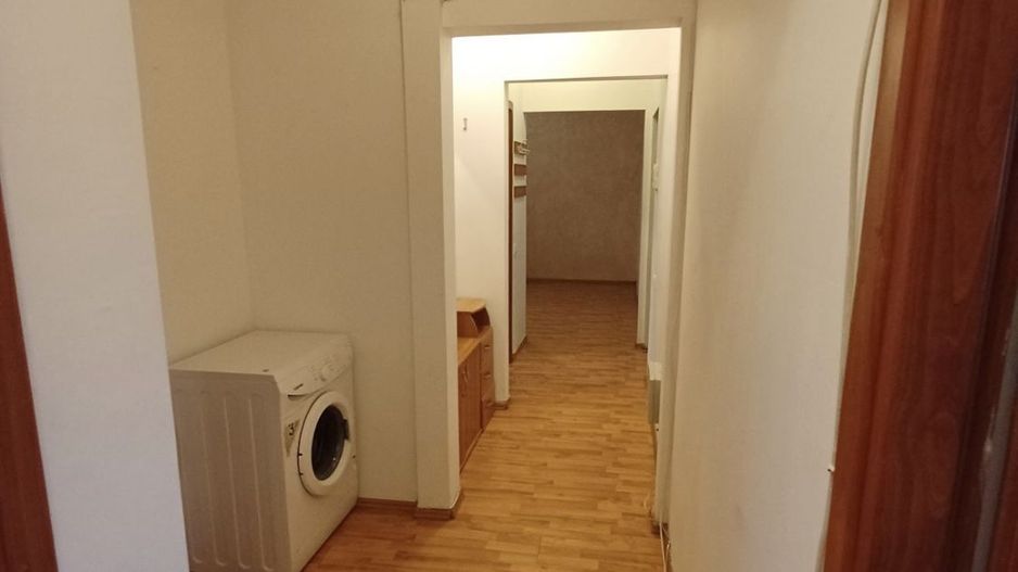 Vand apartament cu 3 camere in poarta 6 direct proprietar - Poză 4