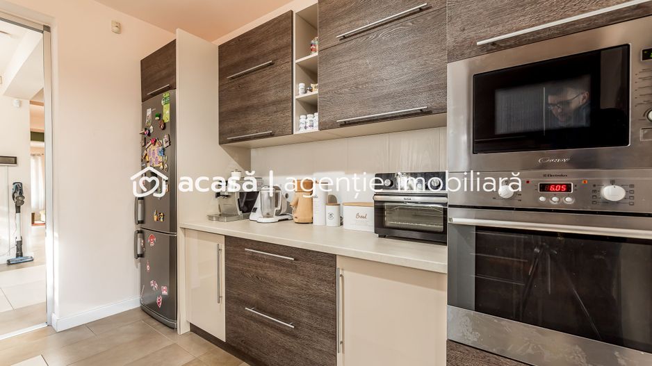 Casă SMART cu 5 camere, teren 720 mp, fotovoltaice 13 kW, Araduil Nou - Poză 6